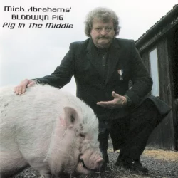 Pig in the Middle Pig in the Middle