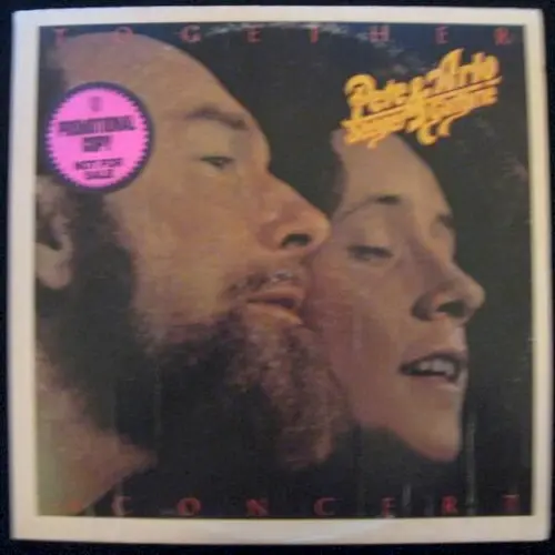 Pete Seeger & Arlo Guthrie Together In Concert
