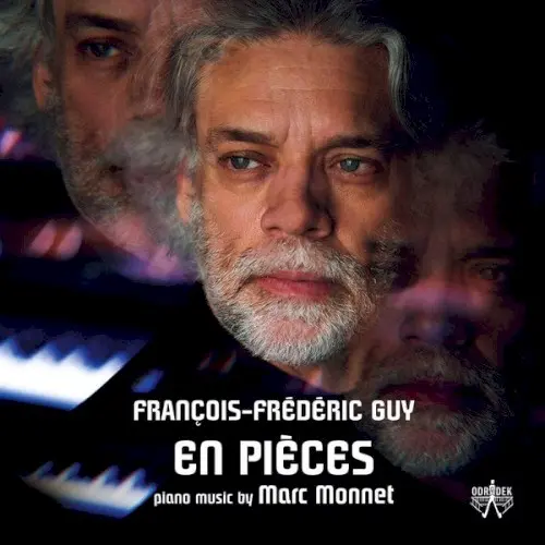 En pièces