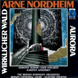 Wirklicher Wald / Aurora