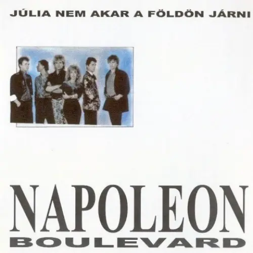 Júlia nem akar a földön járni