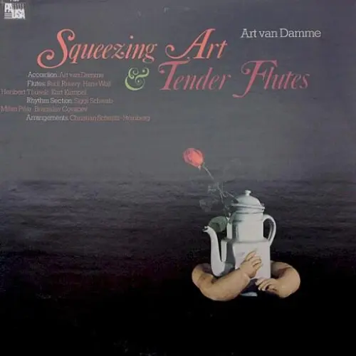 Squeezing Art & Tender Flutes