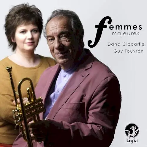Femmes majeures