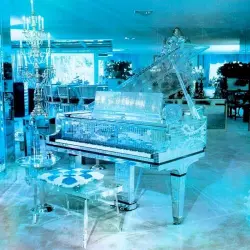 Plays Liberace